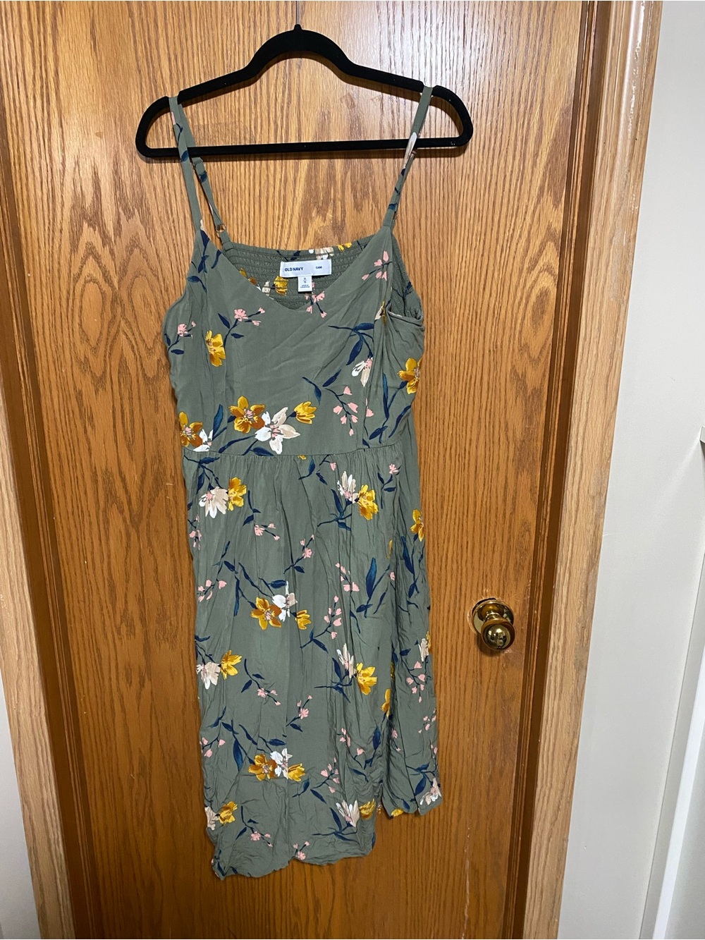 Floral Spaghetti-Strap Midi Dress in Olive Green